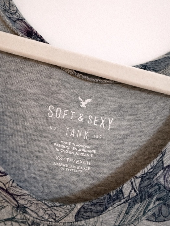 Women's Grey Floral V-Neck Tank Top - Picture 2 of 2